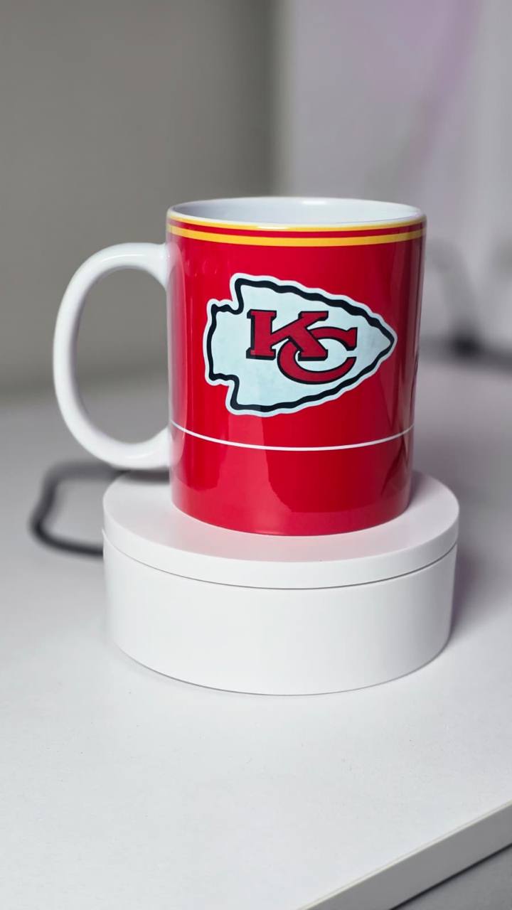 Personalized Football Mug – Custom Team, Name & Number Coffee Cup – Sports Gift